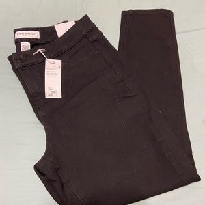 Lane bryant black stretch skinny jean